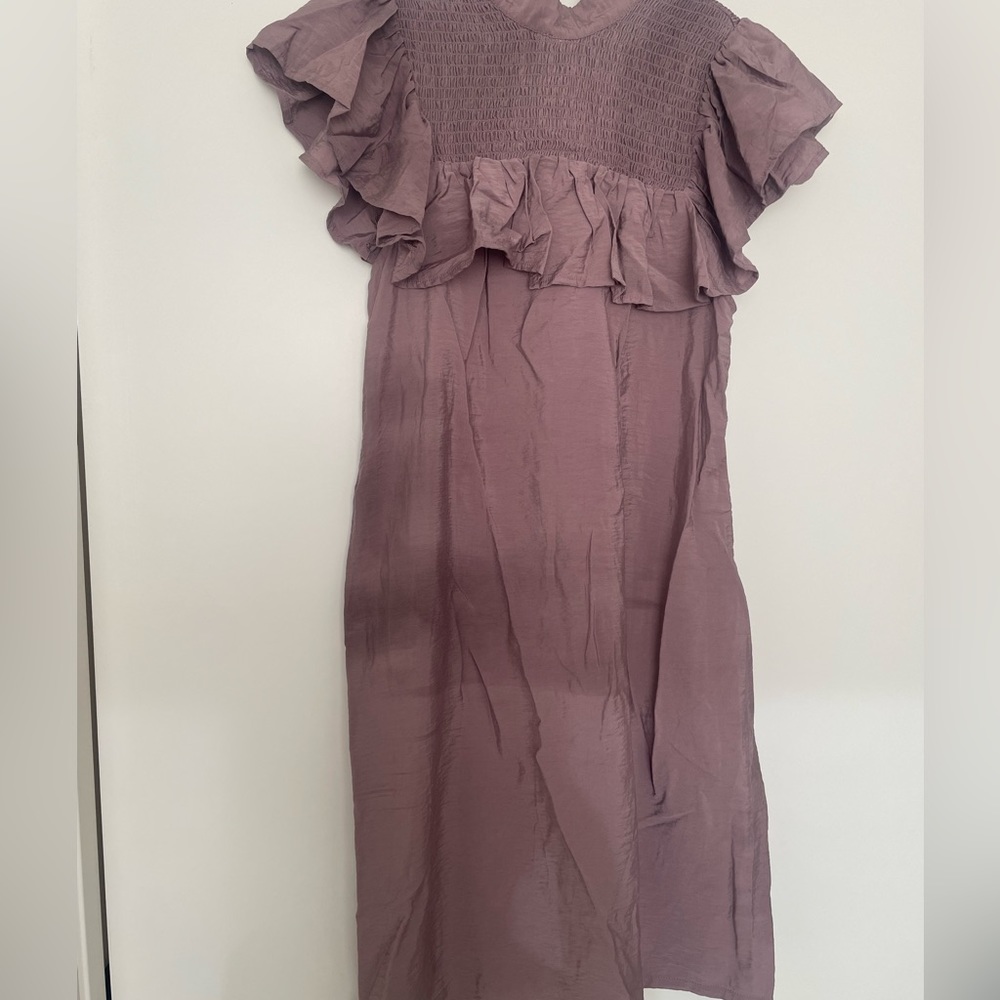 Target short sleeve dress.